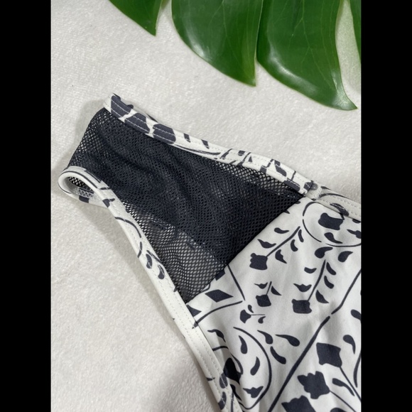 NEW Rip Curl Sun Shadow Luxe Hipster Bikini Bottom [SZ Large‎ ] - Picture 12 of 12